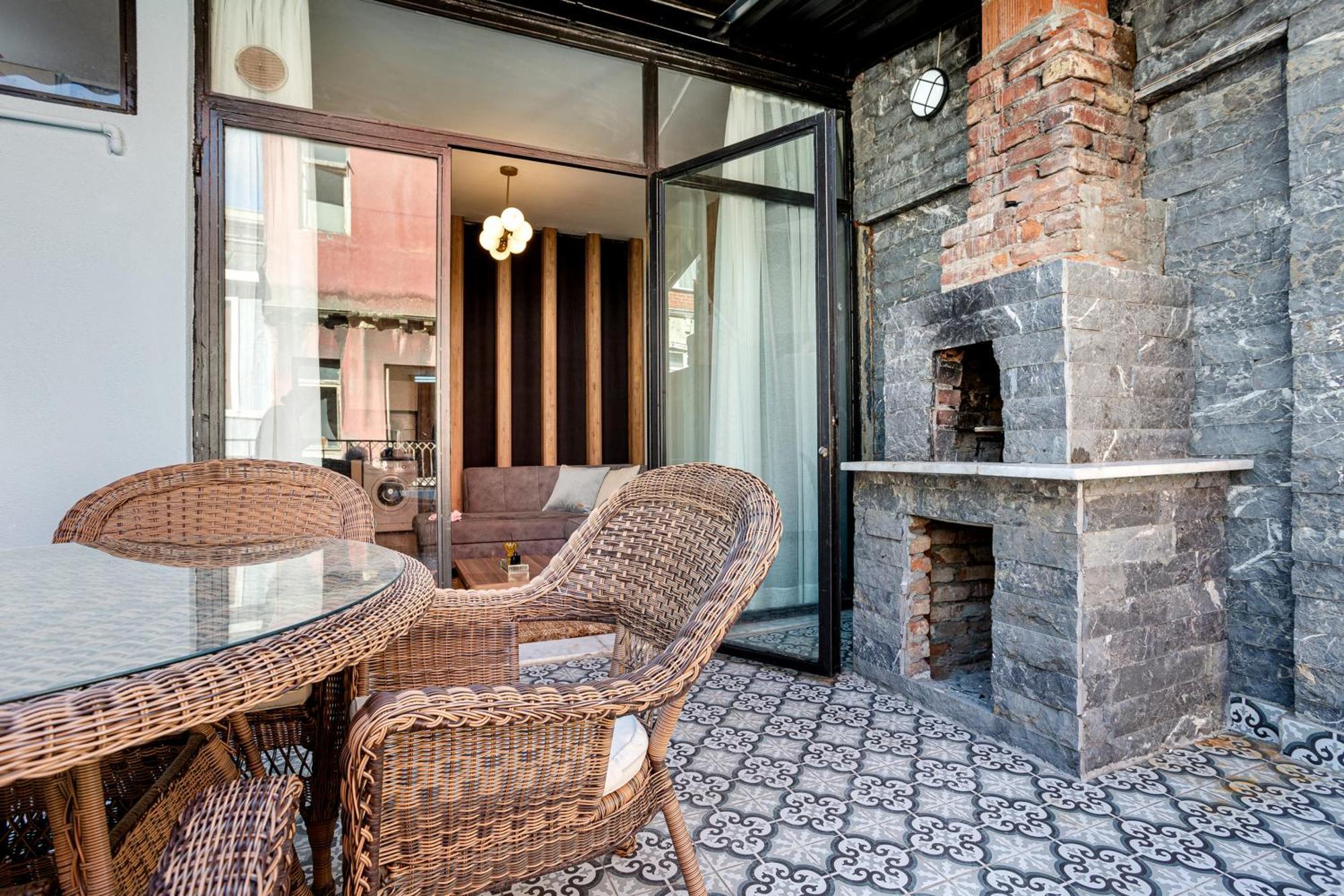 Port Galata Suites Истанбул Екстериор снимка